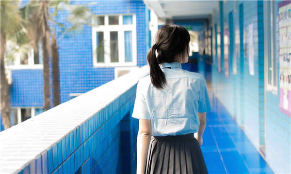 新田如何找到一个可以帮助我生孩子的女人？